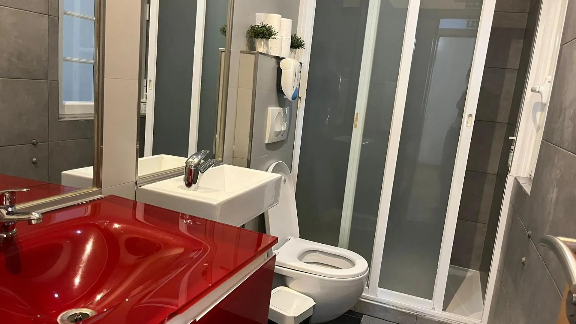 2 Bedroom Apartment - Bairro Alto Residence Lisbon